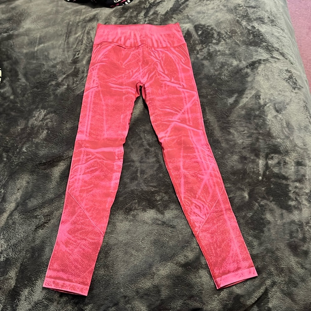 Lululemon, leggings, active material